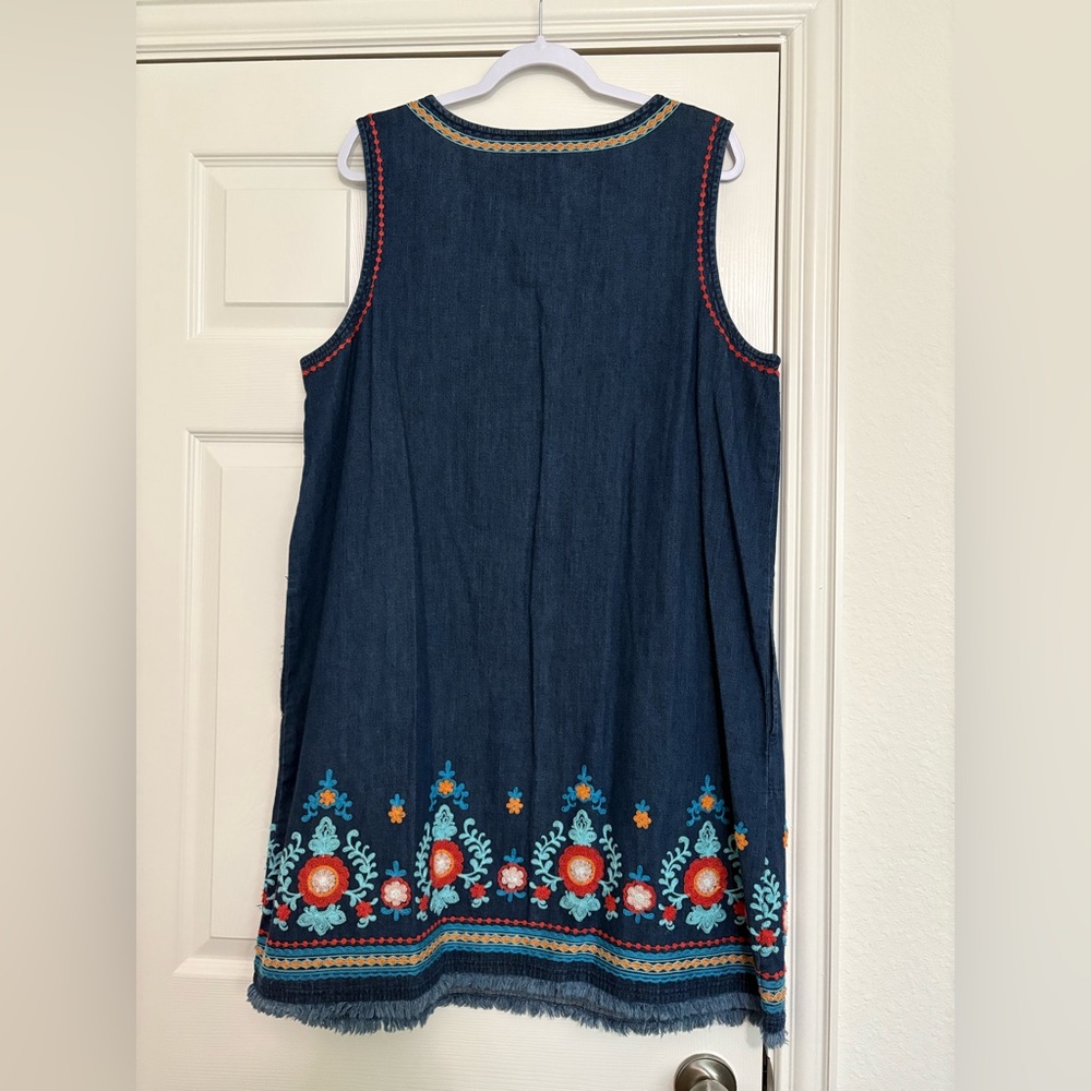 NWT J Jill Denim Embroidered Raw Hem Dress - Picture 6 of 8